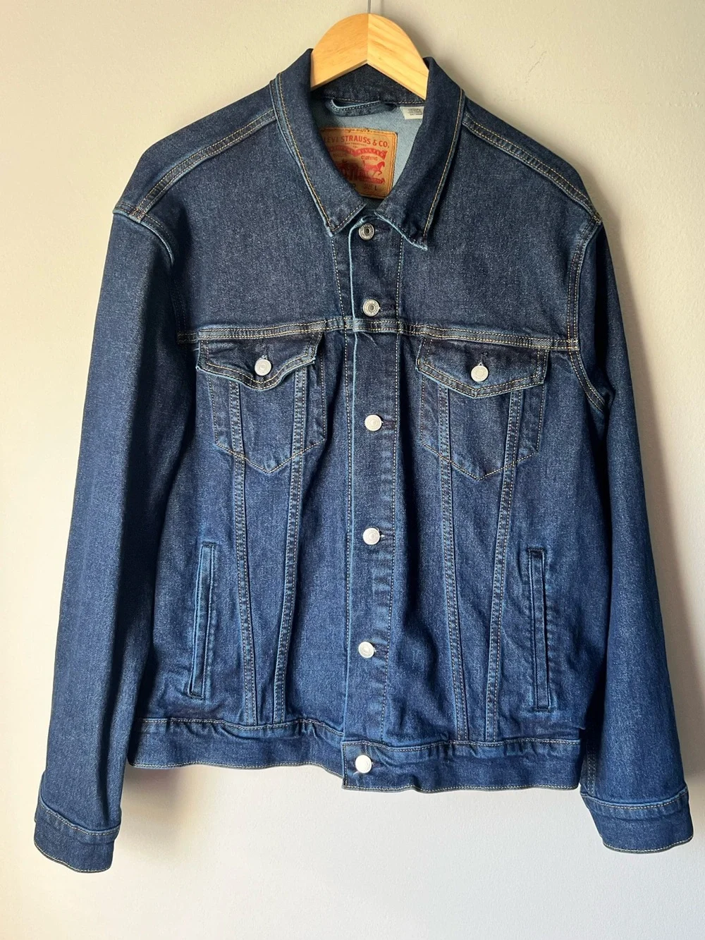 Levi's Men's Indigo Denim Trucker Jacket Size L PRE-OWNED